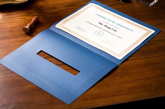 Support bleu de papier de certificat de rassemblement, dossier capitonné de estampillage chaud argenté de certificat