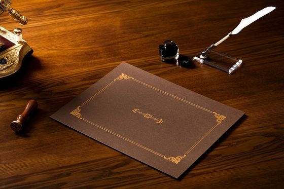 Le dossier de papier parcheminé pour garder délivre un certificat des services d'OEM/ODM soutenus